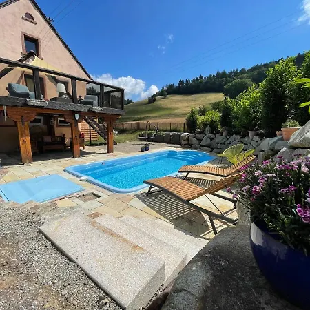 Traumhaftes Schwarzwaldhaus Mit Swimming Pool